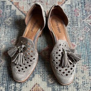 Jeffrey Campbell Gray Tassel loafers